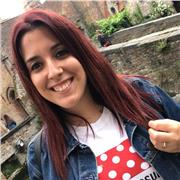 Doy clases particulares de Inglés sobretodo, pero también de lengua castellana, francés y demás asignaturas de la E.S.O